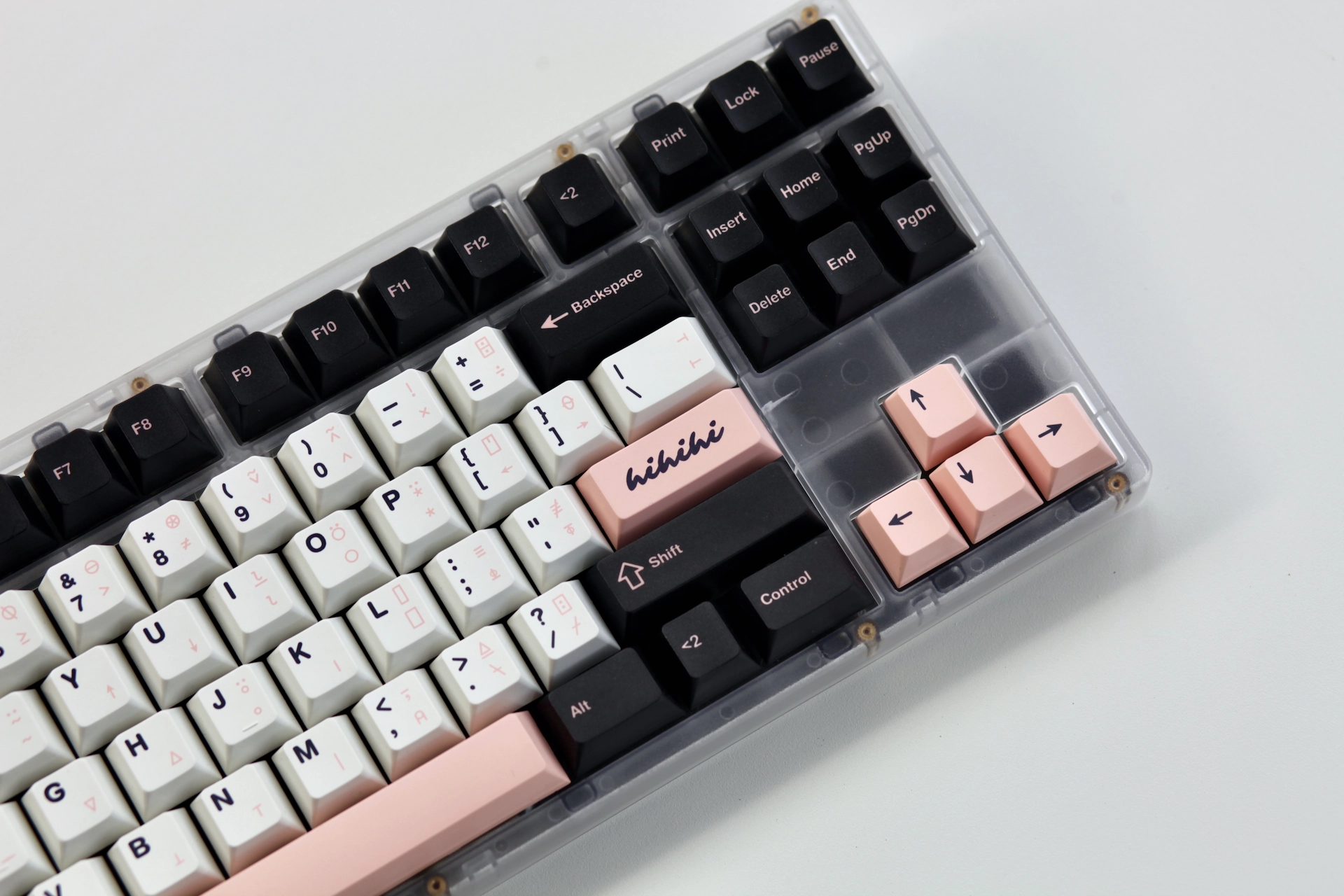 A Tiger 80 Lite keyboard with Cherry Olivia APL keycaps